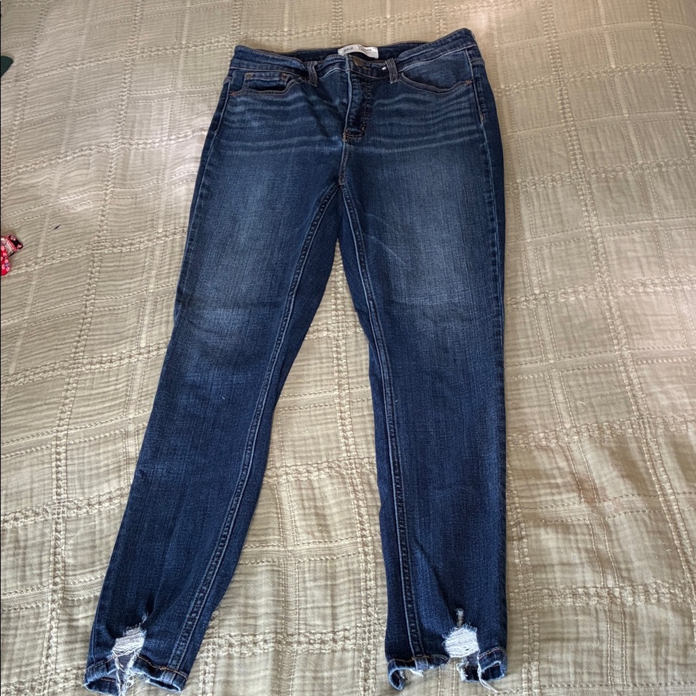 BKE Women's Dark Blue Distressed Skinny Jeans